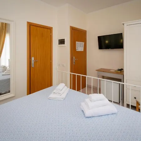 Anna Hotel