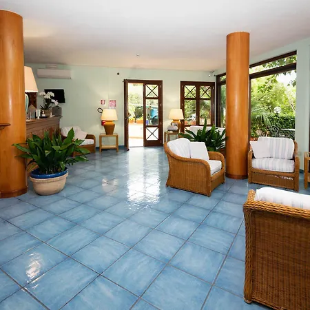 Anna 3* فيتوفايا